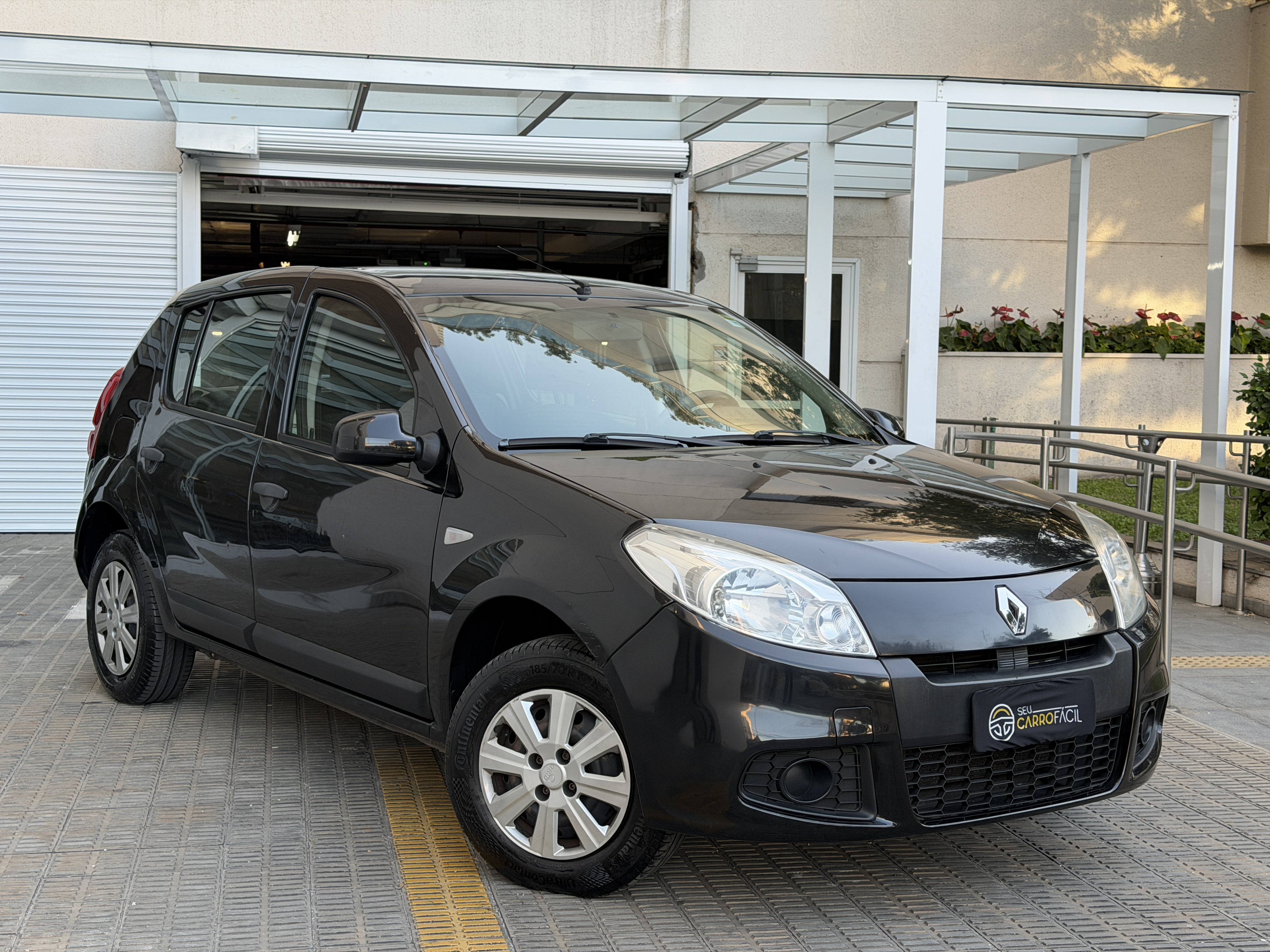 Renault Sandero 1.0 16v Expression Hi-Flex